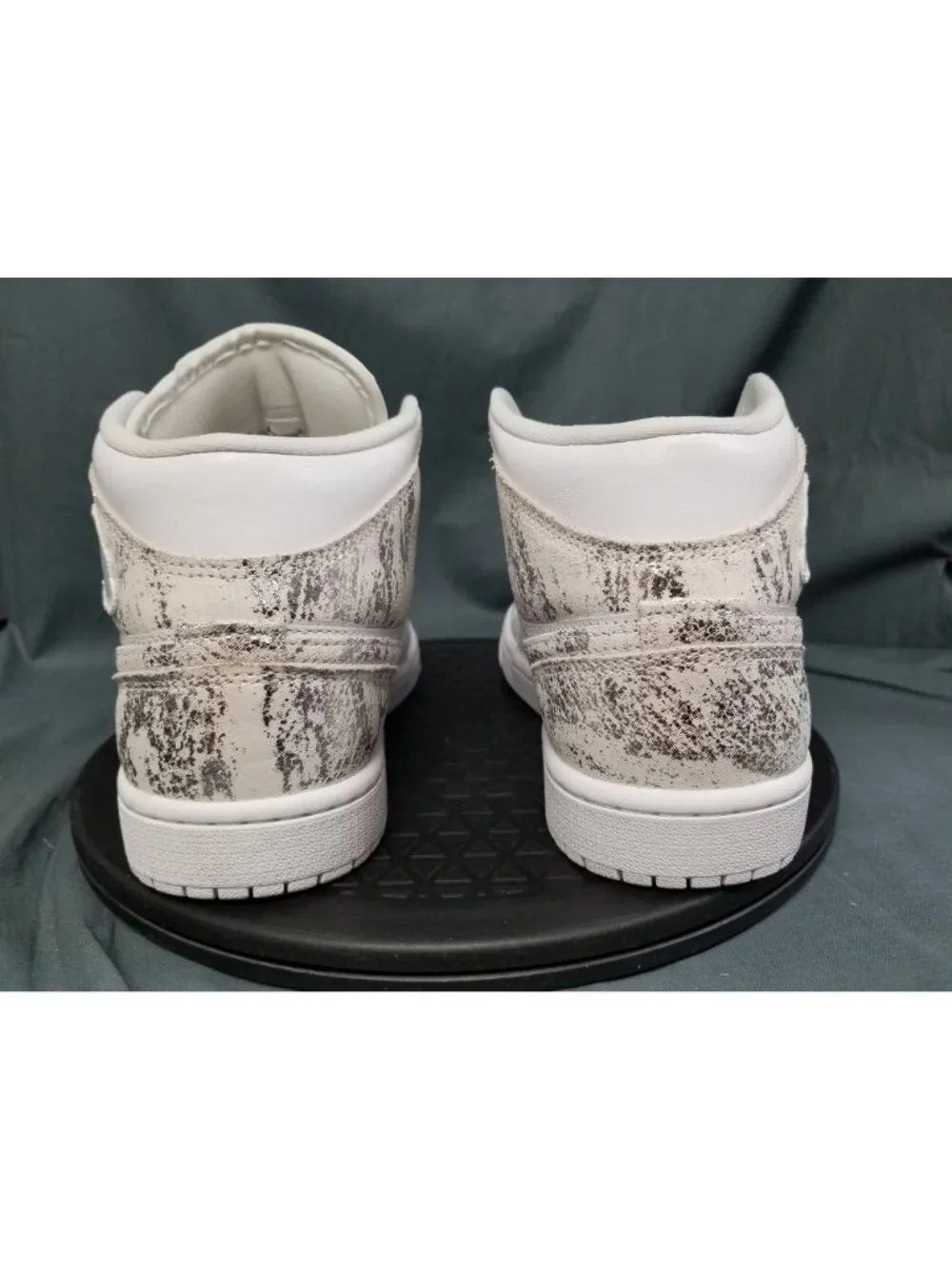 Air Jordan 1 Mid SE Distressed White Field Silver IR 2271 100 New Size 8 NO BOX